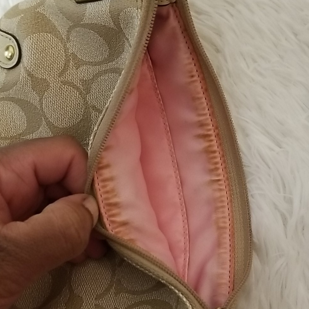 🛍Coach Wristlet Bundle 💘 - Picture 4 of 12